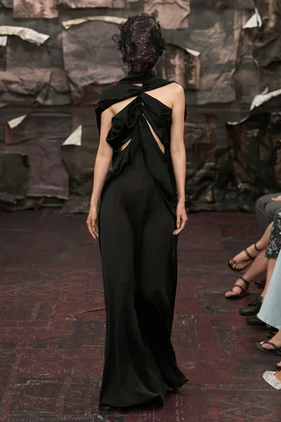 Look 46